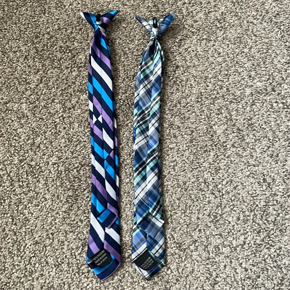 2 boys clip on ties